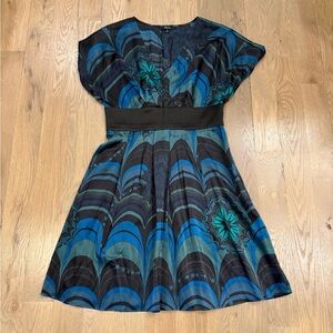 Express Blue and Black Wave Pattern Midi Dress